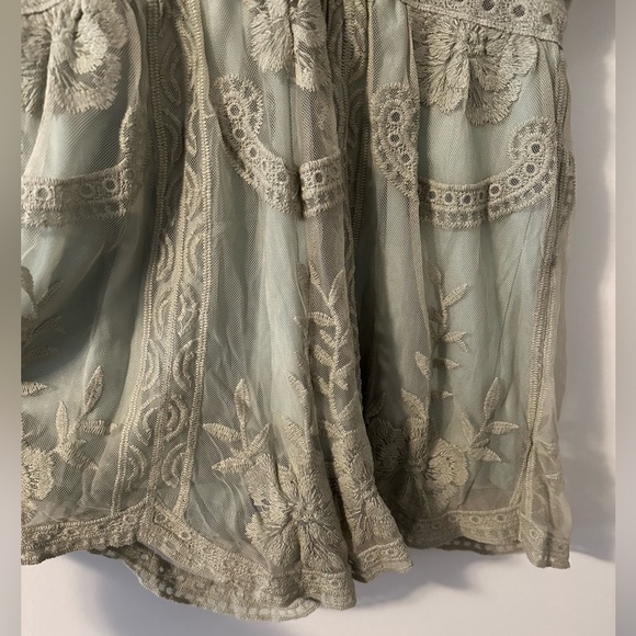 Honey Punch Romper - Picture 5 of 7